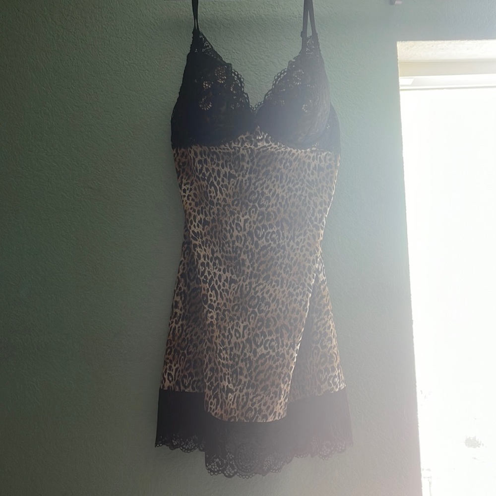 Cute leopard nightie